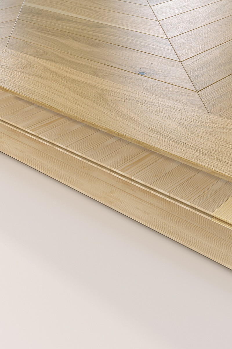 Parchet triplustratificat Chevron Stejar Caramel