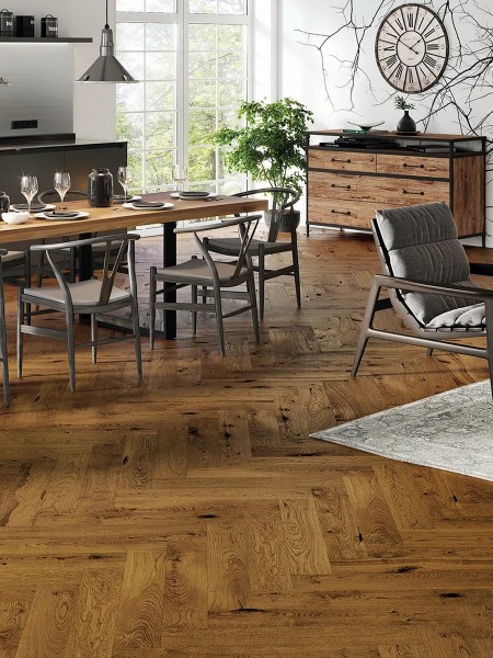 Parchet triplustratificat Herringbone Stejar Sugar Brown 130