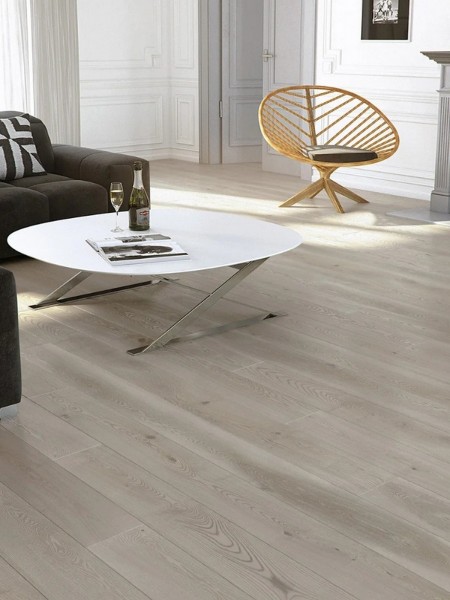 Parchet triplustratificat Frasin Platinum Grande scurt