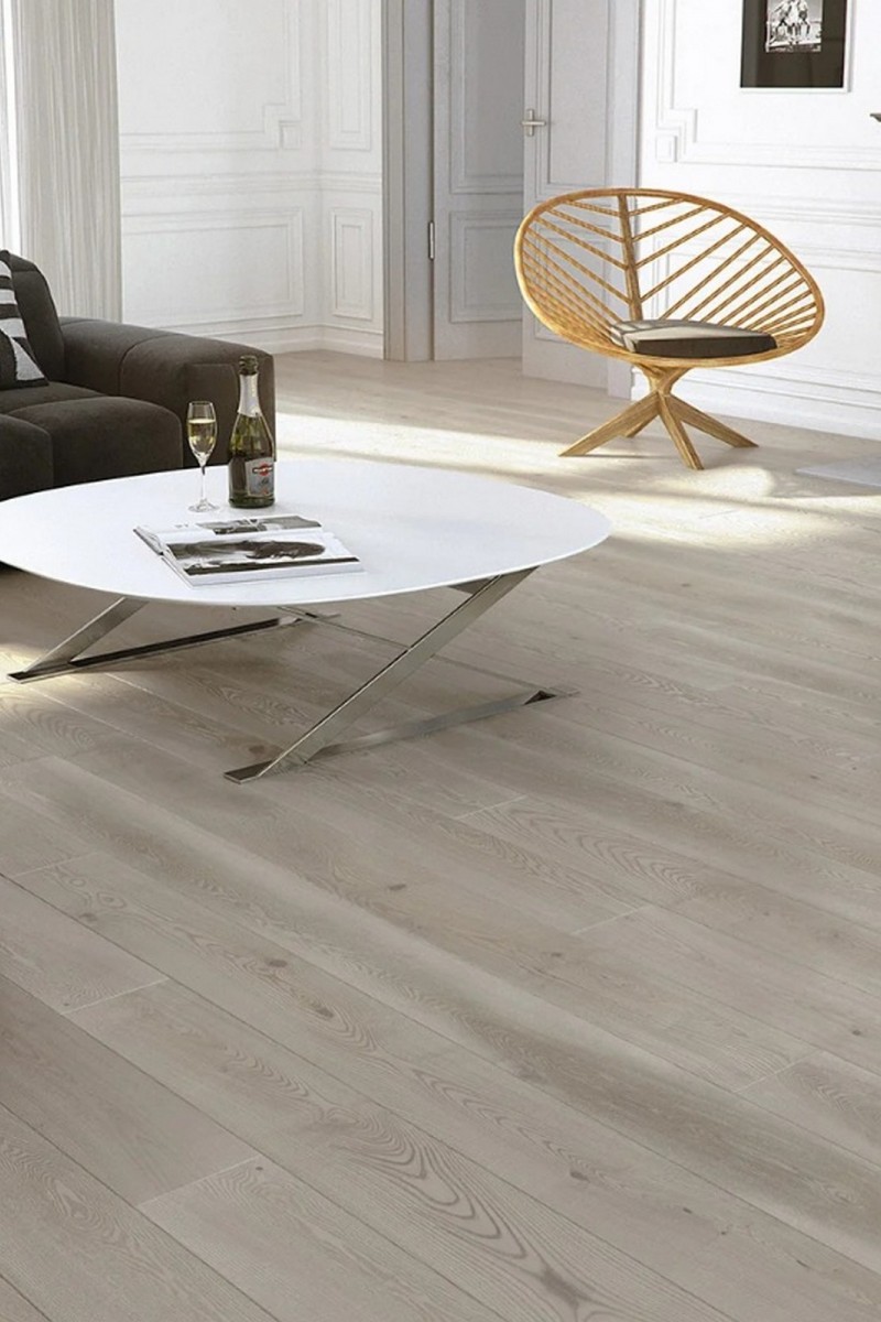 Parchet triplustratificat Frasin Platinum Grande scurt