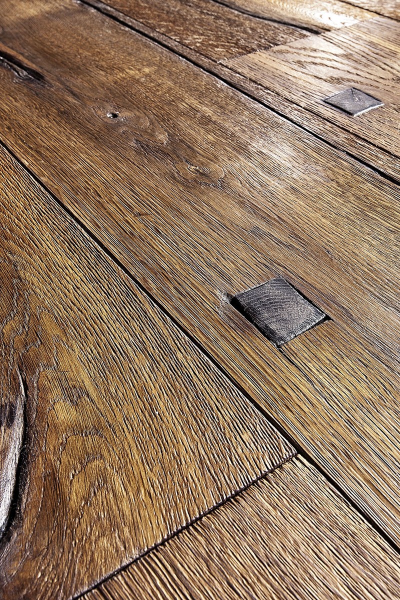 Parchet triplustratificat Stejar Sparuto