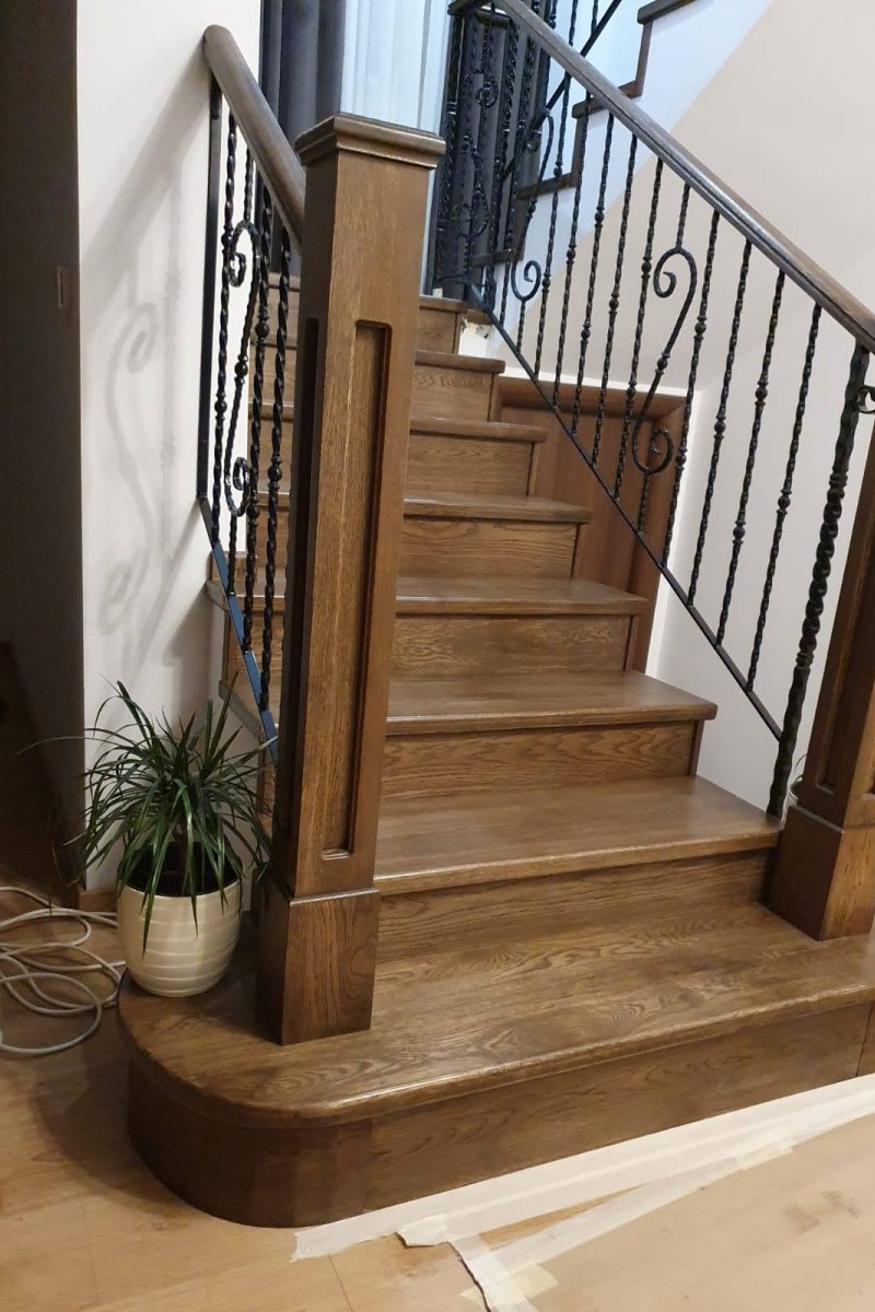 Scara stejar traditionala