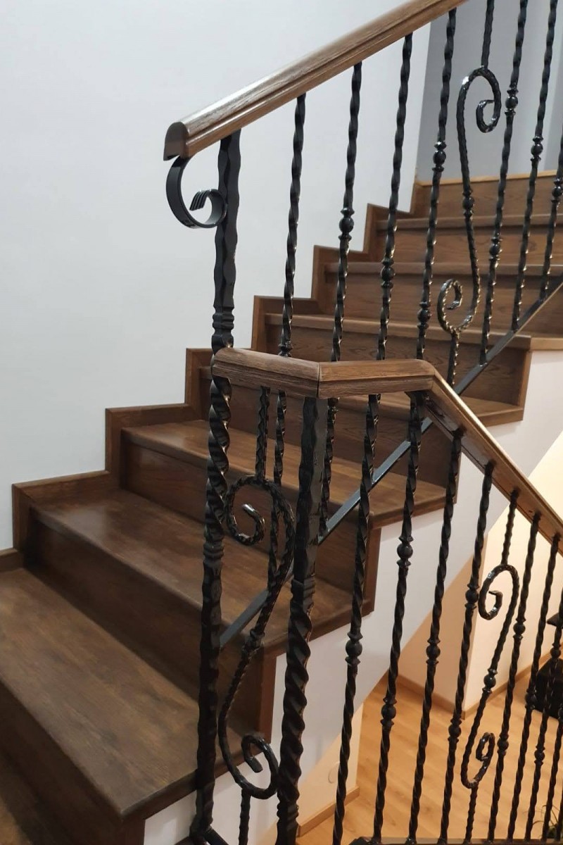 Scara stejar traditionala