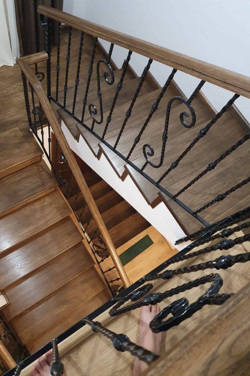 Scara stejar traditionala