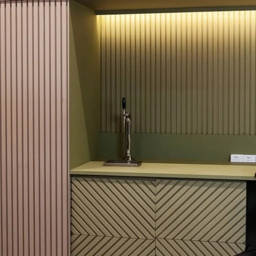 Panou riflaj decorativ 3D din polimer rigid, model Steps - 12x2.1x250 cm