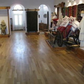 Casa Baniei - Sectia de etnografie al Muzeului Olteniei, Craiova