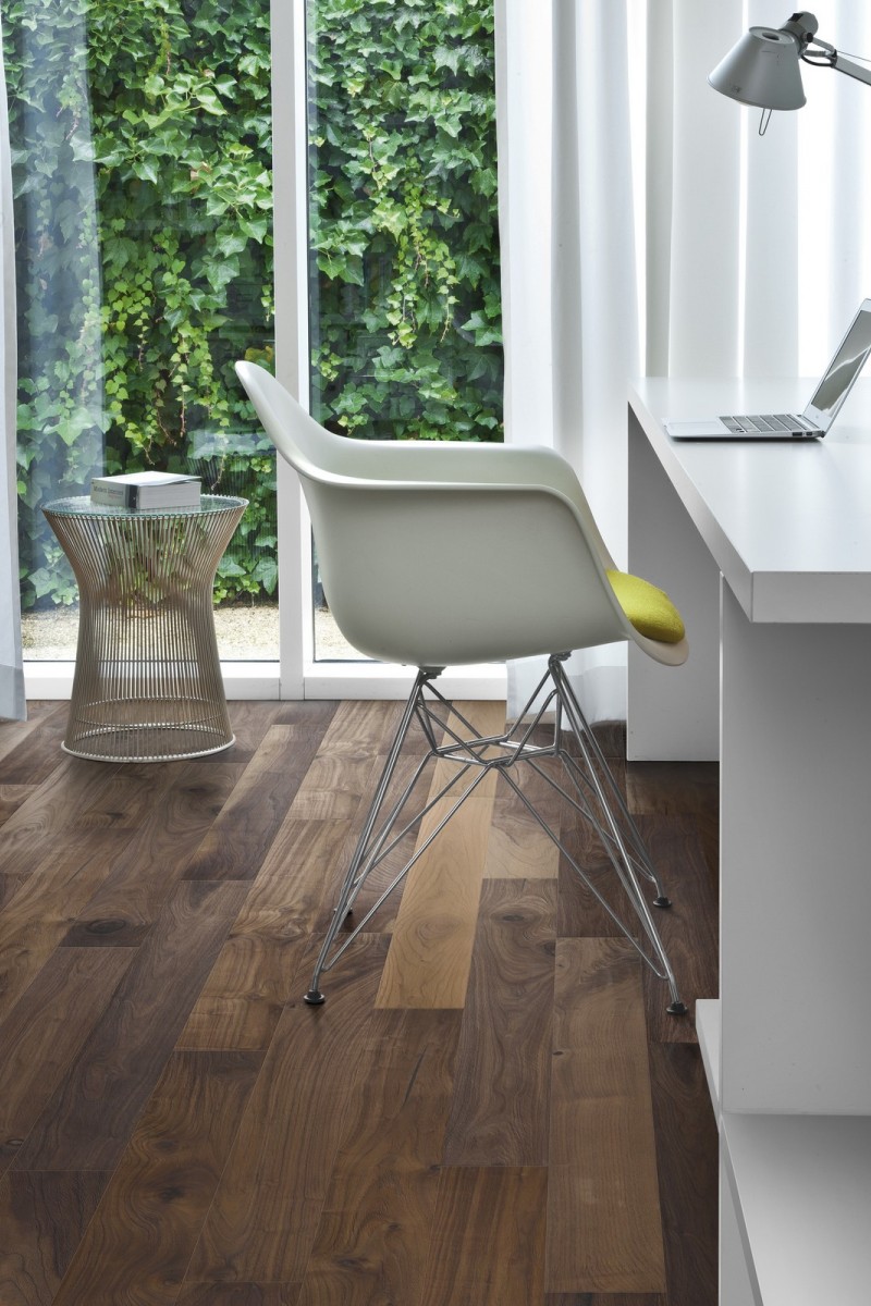 Parchet triplustratificat Nuc Groove