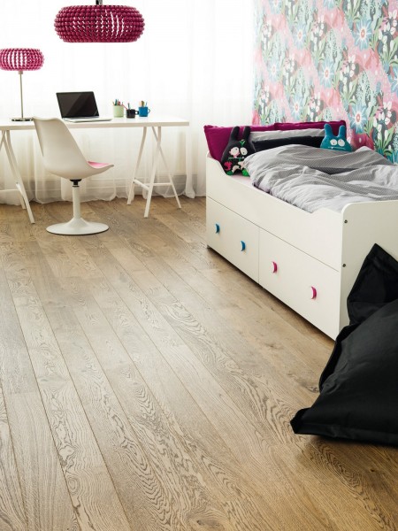 Dusumea Stejar Story Presence