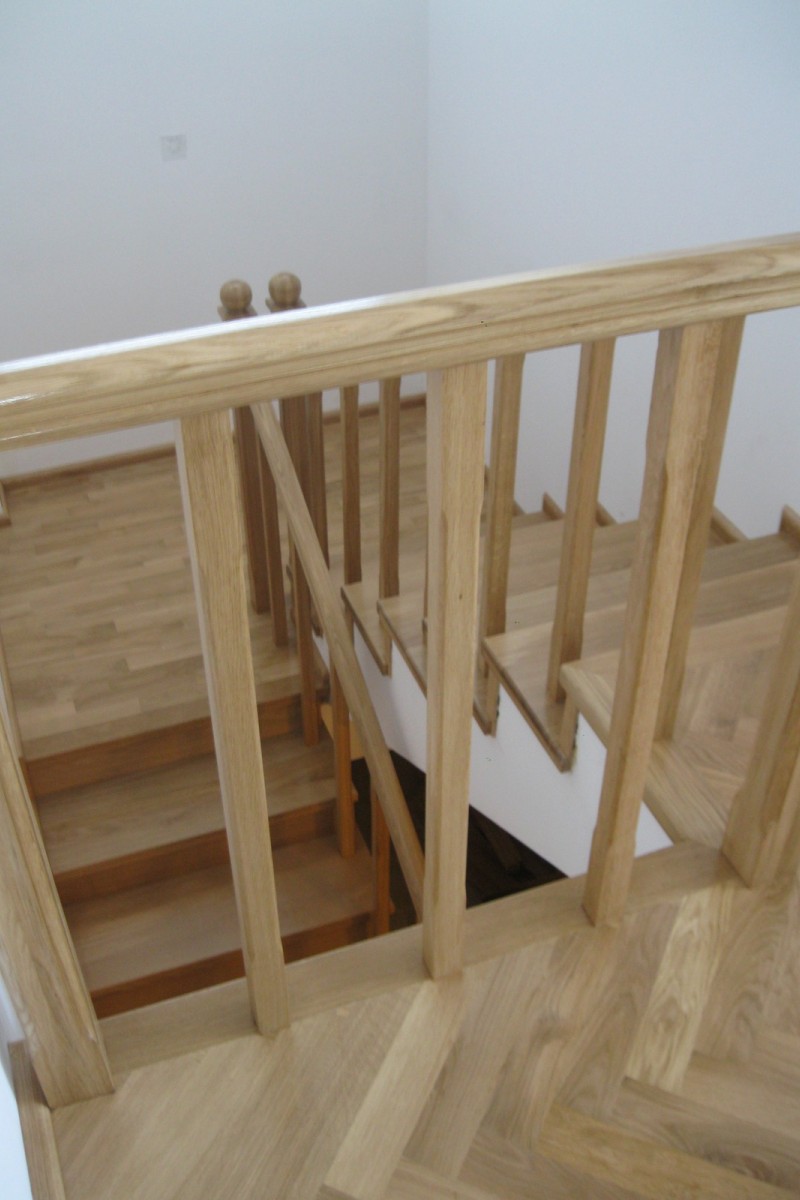 Scara din stejar rustica