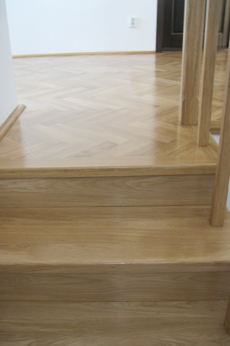 Scara din stejar rustica