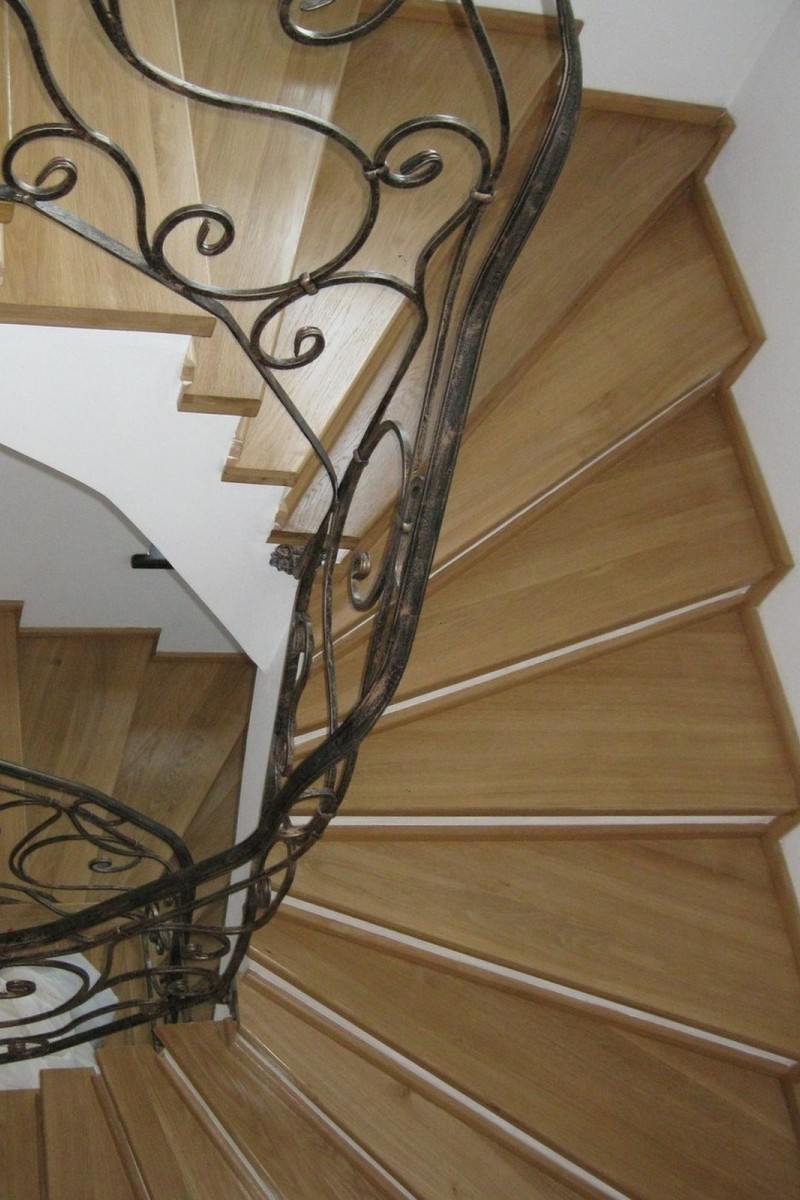 Scara stejar finisaj natur