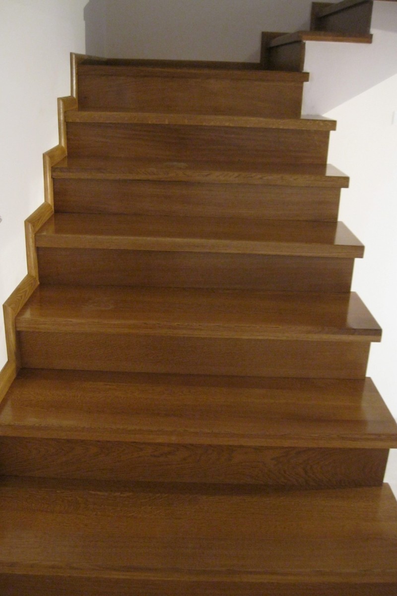 Scara stejar finisata Teak