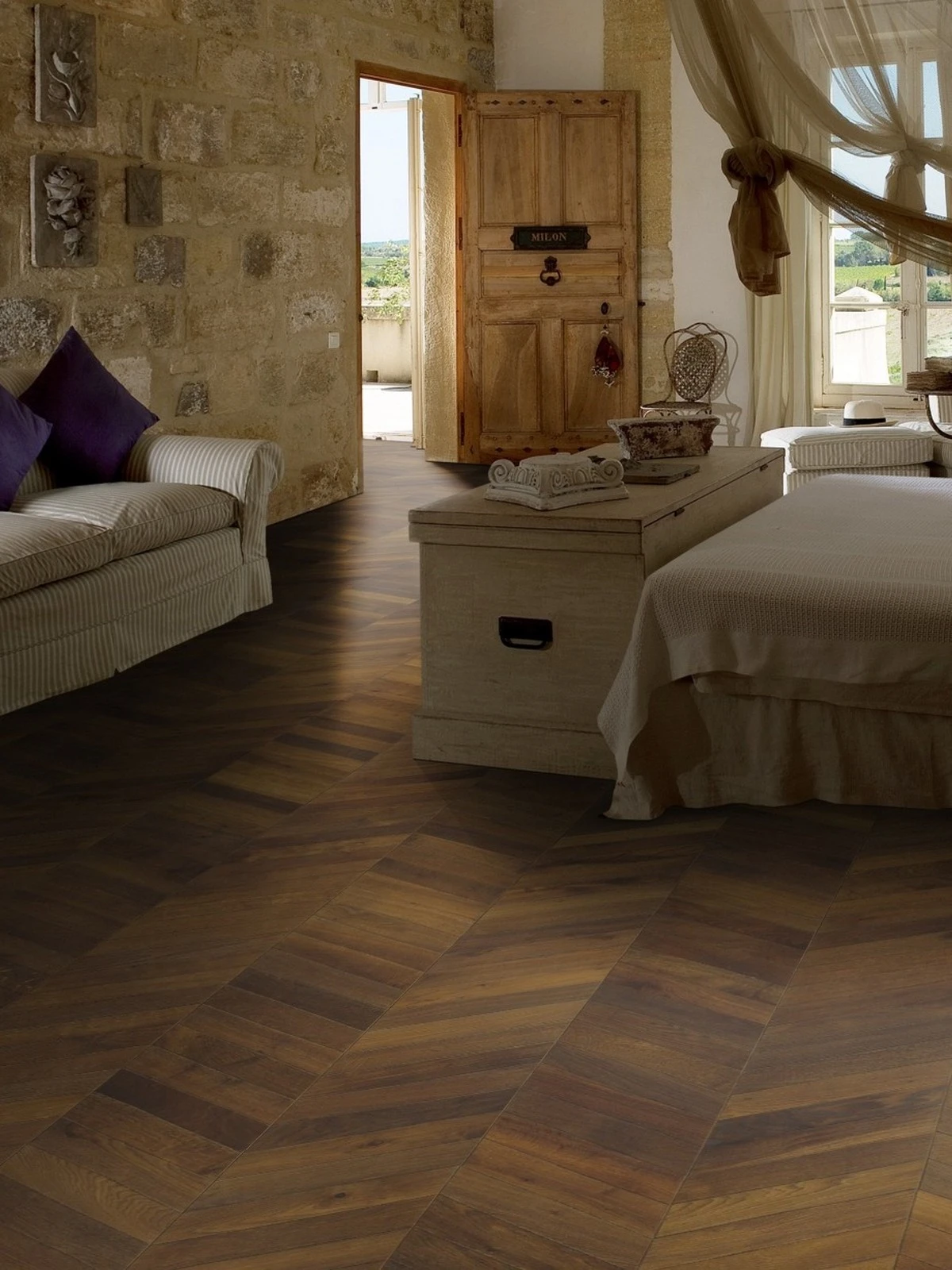 Parchet triplustratificat  Stejar Chevron Dark Brown