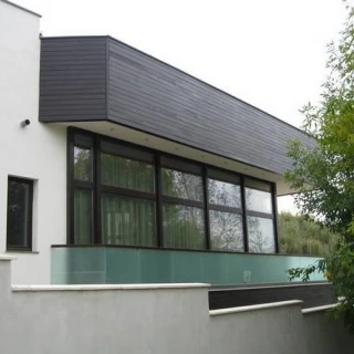 Sistem de fatada ventilata din Iroko