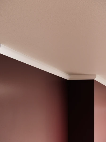 Cornisa decorativa din polimer rigid C1 - 1.1x1.9x200 cm