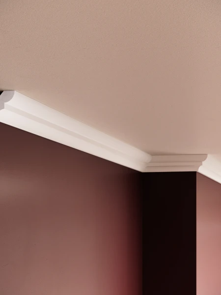 Cornisa decorativa din polimer rigid C3 - 2.8x2.8x200 cm