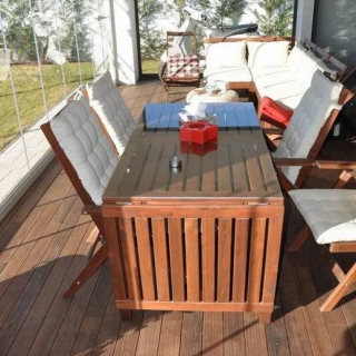 Parchet dublustratificat Kahrs si lambriu Padauk